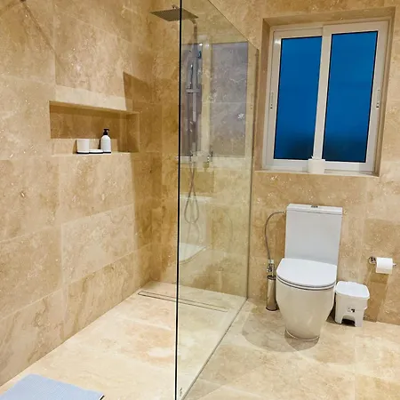 Appartement Large In